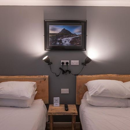 威廉堡 Roam West酒店 外观 照片